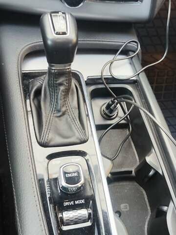 Серый Вольво ХС90, объемом двигателя 1.97 л и пробегом 183 тыс. км за 29900 $, фото 9 на Automoto.ua