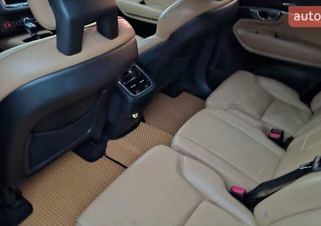 Серый Вольво ХС90, объемом двигателя 1.97 л и пробегом 220 тыс. км за 24900 $, фото 20 на Automoto.ua