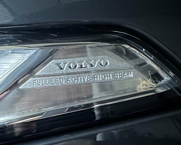 Серый Вольво ХС90, объемом двигателя 1.97 л и пробегом 230 тыс. км за 29000 $, фото 7 на Automoto.ua