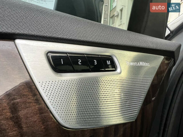 Сірий Вольво ХС90, об'ємом двигуна 2 л та пробігом 183 тис. км за 26500 $, фото 44 на Automoto.ua