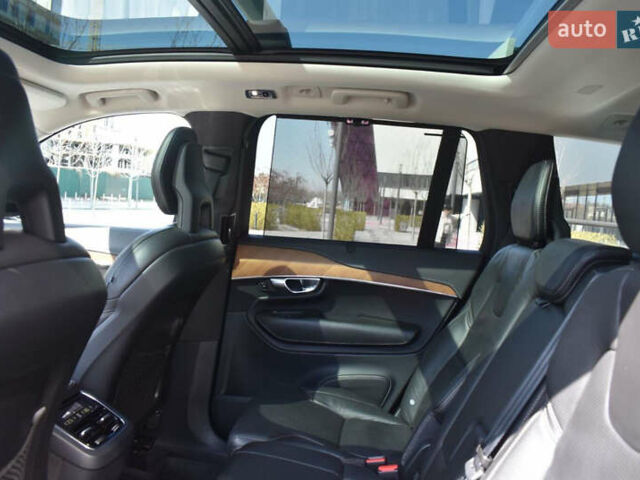 Сірий Вольво ХС90, об'ємом двигуна 1.97 л та пробігом 120 тис. км за 34000 $, фото 16 на Automoto.ua