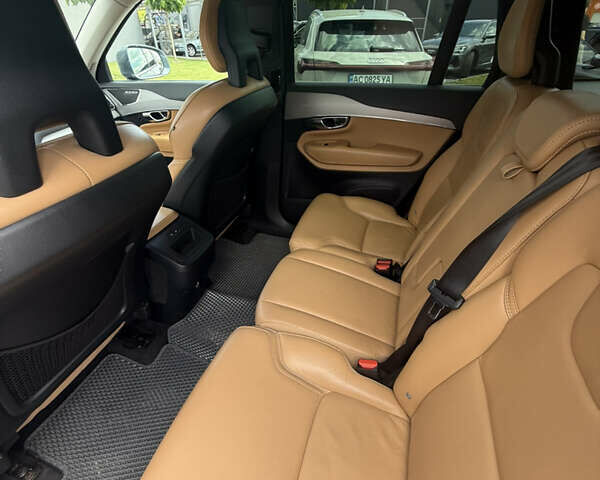 Сірий Вольво ХС90, об'ємом двигуна 1.97 л та пробігом 210 тис. км за 29900 $, фото 21 на Automoto.ua