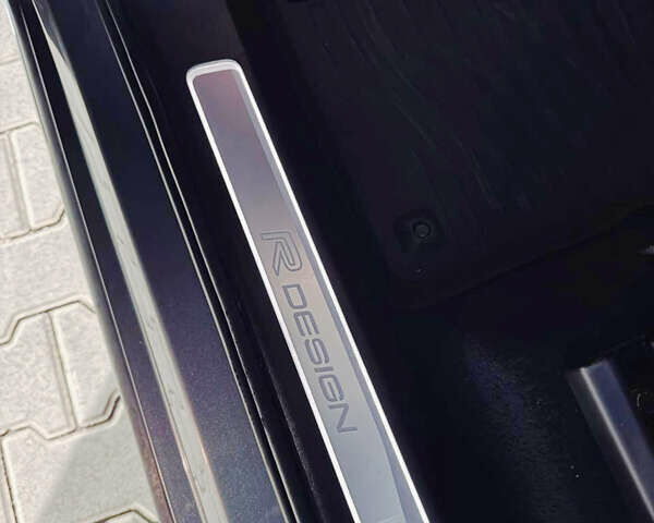 Серый Вольво ХС90, объемом двигателя 2 л и пробегом 315 тыс. км за 21500 $, фото 14 на Automoto.ua