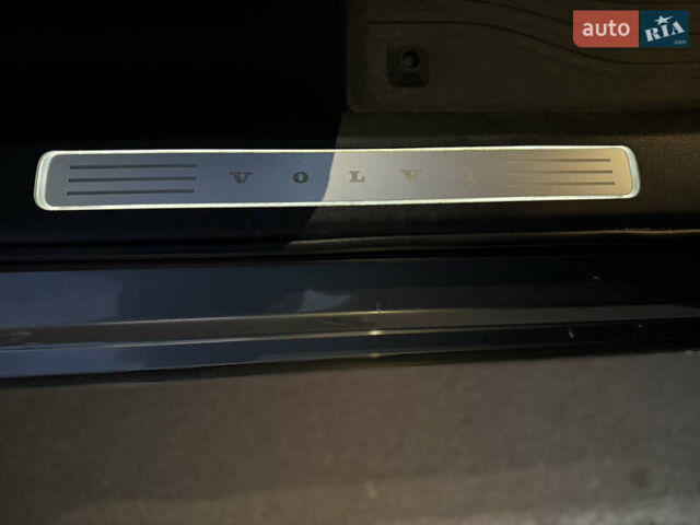 Сірий Вольво ХС90, об'ємом двигуна 1.97 л та пробігом 229 тис. км за 21990 $, фото 34 на Automoto.ua