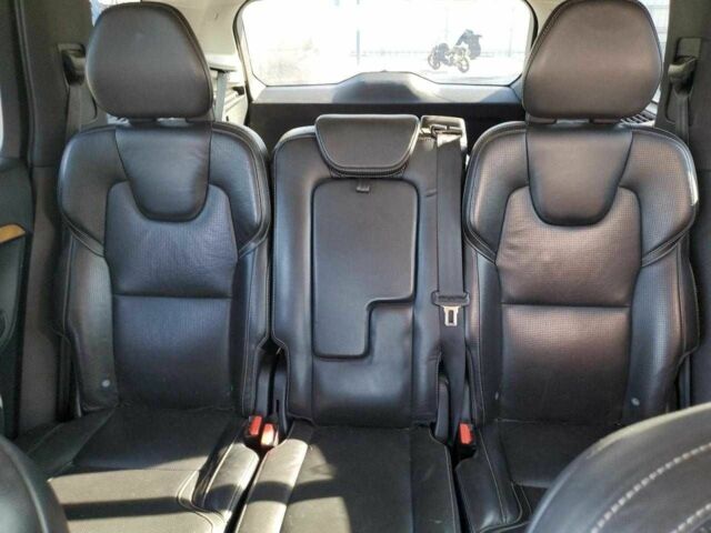 Сірий Вольво ХС90, об'ємом двигуна 2 л та пробігом 92 тис. км за 7000 $, фото 9 на Automoto.ua