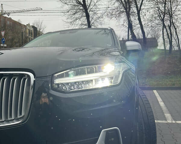 Серый Вольво ХС90, объемом двигателя 1.97 л и пробегом 230 тыс. км за 29000 $, фото 3 на Automoto.ua