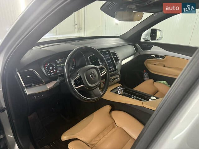 Серый Вольво ХС90, объемом двигателя 1.97 л и пробегом 121 тыс. км за 32550 $, фото 13 на Automoto.ua