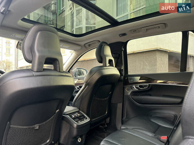 Сірий Вольво ХС90, об'ємом двигуна 2 л та пробігом 183 тис. км за 26500 $, фото 60 на Automoto.ua