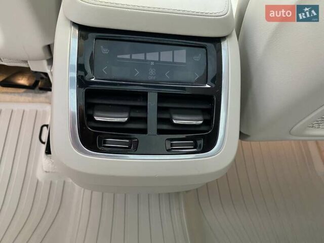 Серый Вольво ХС90, объемом двигателя 1.97 л и пробегом 234 тыс. км за 22999 $, фото 35 на Automoto.ua