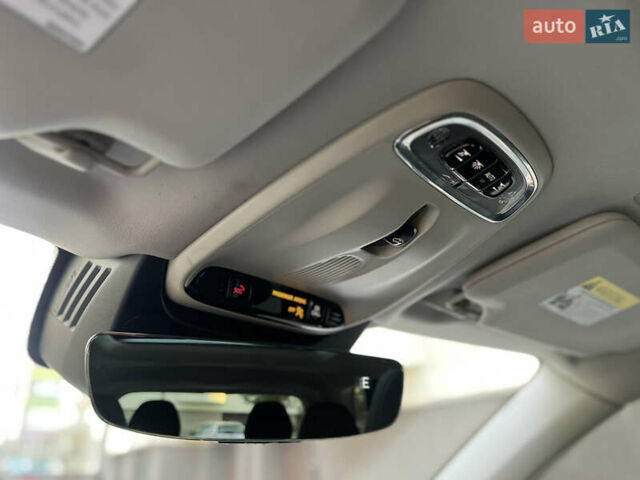 Сірий Вольво ХС90, об'ємом двигуна 2 л та пробігом 183 тис. км за 26500 $, фото 55 на Automoto.ua