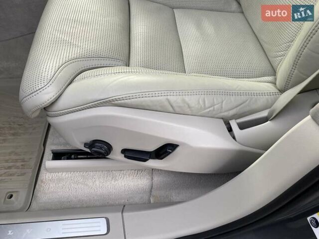 Серый Вольво ХС90, объемом двигателя 1.97 л и пробегом 234 тыс. км за 22999 $, фото 28 на Automoto.ua