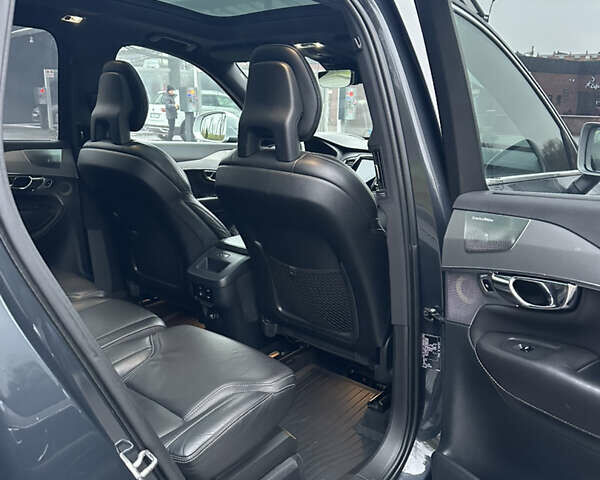 Серый Вольво ХС90, объемом двигателя 1.97 л и пробегом 230 тыс. км за 29000 $, фото 17 на Automoto.ua