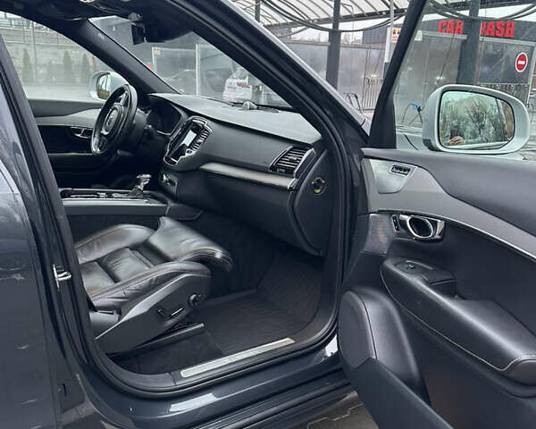 Серый Вольво ХС90, объемом двигателя 1.97 л и пробегом 230 тыс. км за 29000 $, фото 18 на Automoto.ua