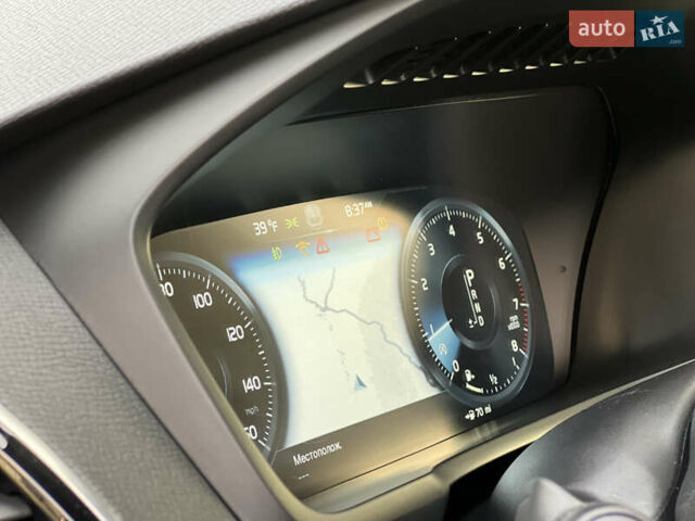 Сірий Вольво ХС90, об'ємом двигуна 2 л та пробігом 183 тис. км за 26500 $, фото 48 на Automoto.ua