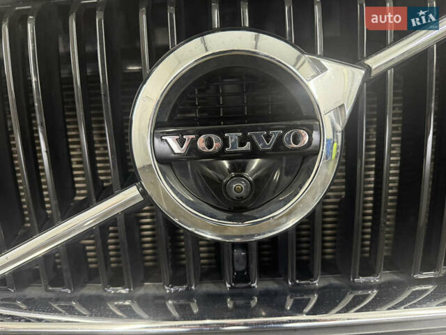 Серый Вольво ХС90, объемом двигателя 1.97 л и пробегом 121 тыс. км за 32550 $, фото 10 на Automoto.ua