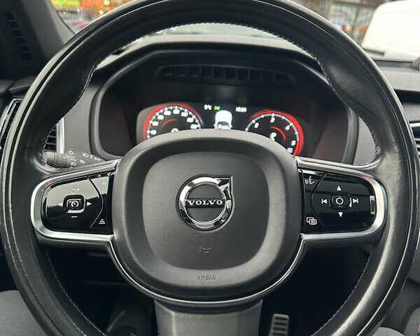 Серый Вольво ХС90, объемом двигателя 1.97 л и пробегом 230 тыс. км за 29000 $, фото 32 на Automoto.ua