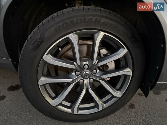 Сірий Вольво ХС90, об'ємом двигуна 1.97 л та пробігом 229 тис. км за 21990 $, фото 21 на Automoto.ua