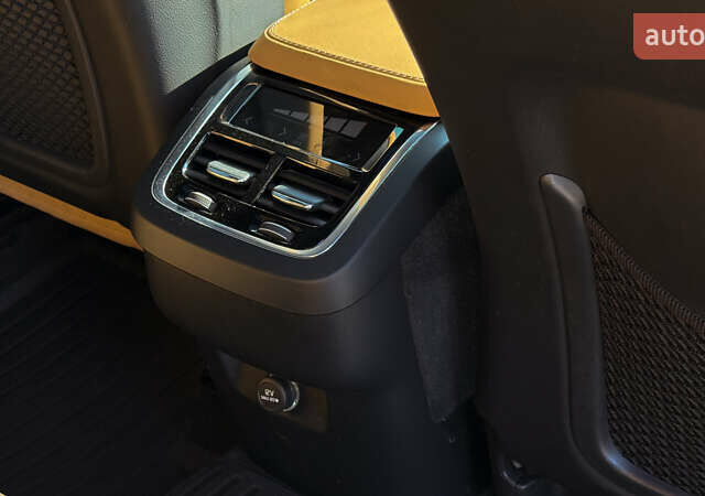 Сірий Вольво ХС90, об'ємом двигуна 1.97 л та пробігом 102 тис. км за 33000 $, фото 35 на Automoto.ua