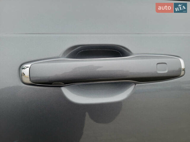 Серый Вольво ХС90, объемом двигателя 1.97 л и пробегом 180 тыс. км за 32000 $, фото 46 на Automoto.ua