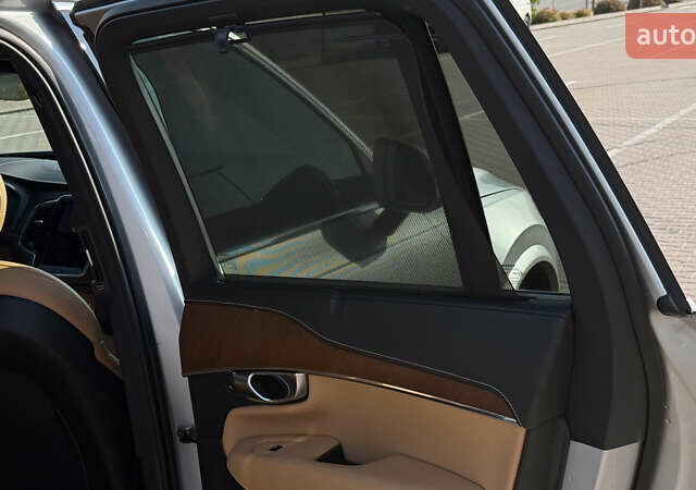 Сірий Вольво ХС90, об'ємом двигуна 1.97 л та пробігом 102 тис. км за 33000 $, фото 36 на Automoto.ua