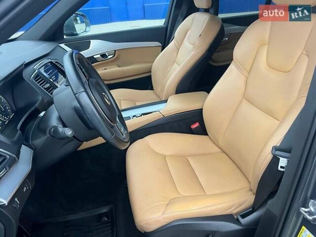 Серый Вольво ХС90, объемом двигателя 2 л и пробегом 143 тыс. км за 26500 $, фото 21 на Automoto.ua