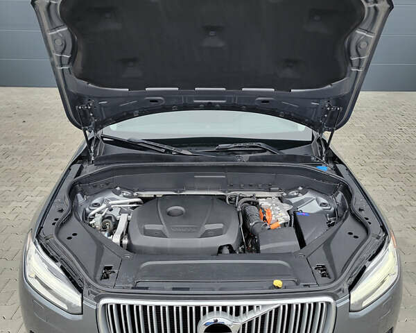 Серый Вольво ХС90, объемом двигателя 1.97 л и пробегом 180 тыс. км за 32000 $, фото 49 на Automoto.ua