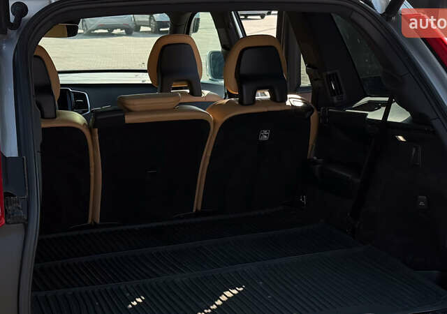 Сірий Вольво ХС90, об'ємом двигуна 1.97 л та пробігом 102 тис. км за 33000 $, фото 38 на Automoto.ua