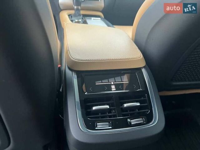 Серый Вольво ХС90, объемом двигателя 2 л и пробегом 143 тыс. км за 26500 $, фото 32 на Automoto.ua