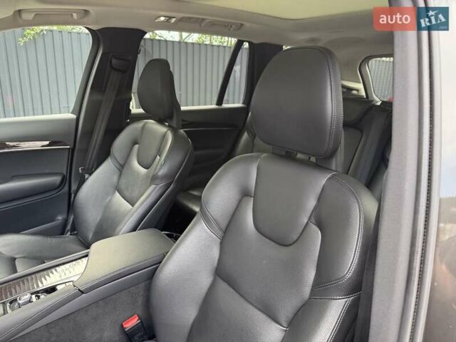 Сірий Вольво ХС90, об'ємом двигуна 1.97 л та пробігом 30 тис. км за 29700 $, фото 14 на Automoto.ua