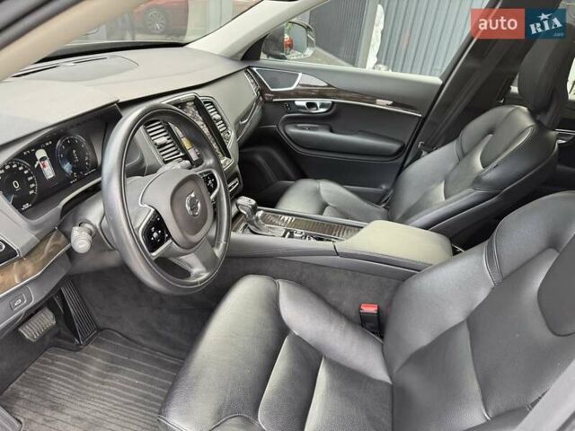 Серый Вольво ХС90, объемом двигателя 1.97 л и пробегом 30 тыс. км за 29999 $, фото 15 на Automoto.ua
