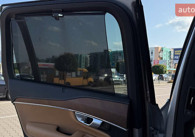 Сірий Вольво ХС90, об'ємом двигуна 1.97 л та пробігом 102 тис. км за 33000 $, фото 32 на Automoto.ua