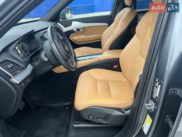 Серый Вольво ХС90, объемом двигателя 2 л и пробегом 143 тыс. км за 26500 $, фото 20 на Automoto.ua