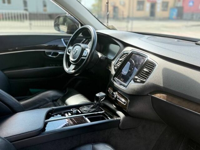 Сірий Вольво ХС90, об'ємом двигуна 2 л та пробігом 205 тис. км за 29000 $, фото 5 на Automoto.ua