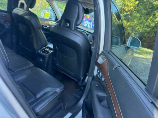 Серый Вольво ХС90, объемом двигателя 2 л и пробегом 66 тыс. км за 8500 $, фото 7 на Automoto.ua