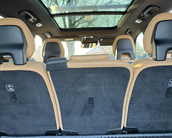 Сірий Вольво ХС90, об'ємом двигуна 1.97 л та пробігом 140 тис. км за 35500 $, фото 15 на Automoto.ua