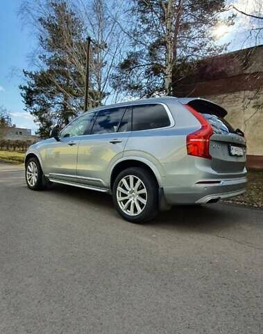 Серый Вольво ХС90, объемом двигателя 2 л и пробегом 185 тыс. км за 29000 $, фото 1 на Automoto.ua