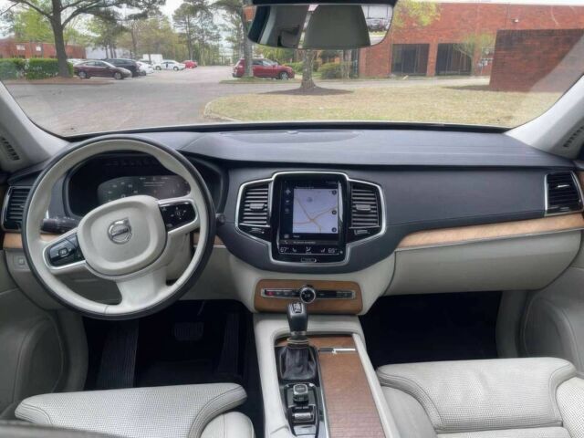 Серый Вольво ХС90, объемом двигателя 2 л и пробегом 88 тыс. км за 11500 $, фото 13 на Automoto.ua