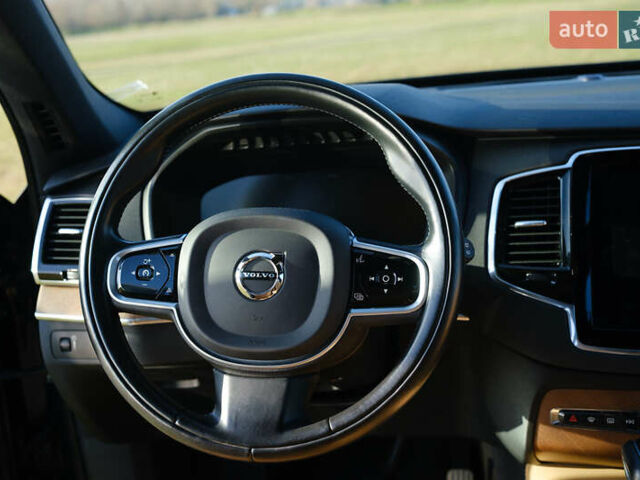 Сірий Вольво ХС90, об'ємом двигуна 1.97 л та пробігом 72 тис. км за 34000 $, фото 21 на Automoto.ua