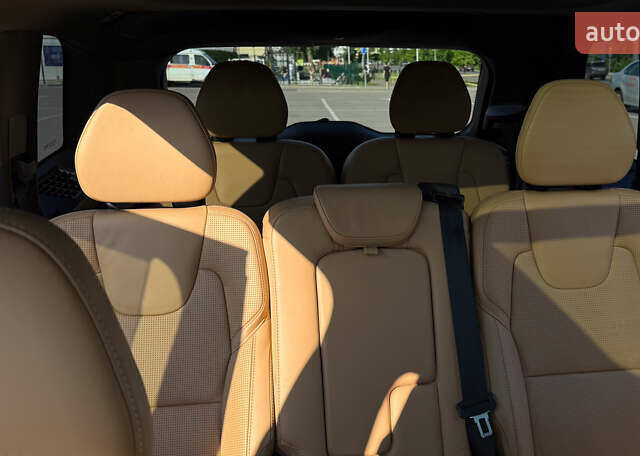 Сірий Вольво ХС90, об'ємом двигуна 1.97 л та пробігом 102 тис. км за 33000 $, фото 41 на Automoto.ua