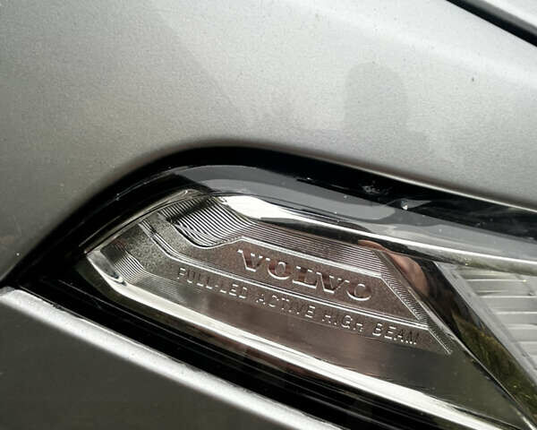 Серый Вольво ХС90, объемом двигателя 2 л и пробегом 34 тыс. км за 25500 $, фото 32 на Automoto.ua