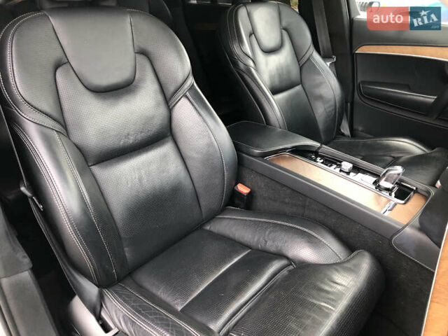 Серый Вольво ХС90, объемом двигателя 1.97 л и пробегом 85 тыс. км за 43000 $, фото 34 на Automoto.ua