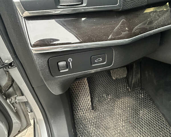 Серый Вольво ХС90, объемом двигателя 2 л и пробегом 34 тыс. км за 25500 $, фото 19 на Automoto.ua