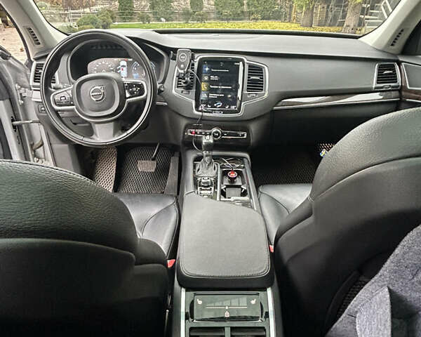 Серый Вольво ХС90, объемом двигателя 2 л и пробегом 34 тыс. км за 25500 $, фото 24 на Automoto.ua