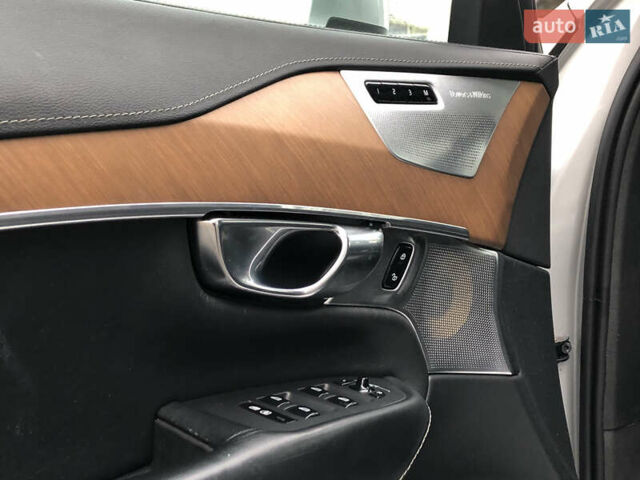 Серый Вольво ХС90, объемом двигателя 1.97 л и пробегом 85 тыс. км за 43000 $, фото 40 на Automoto.ua