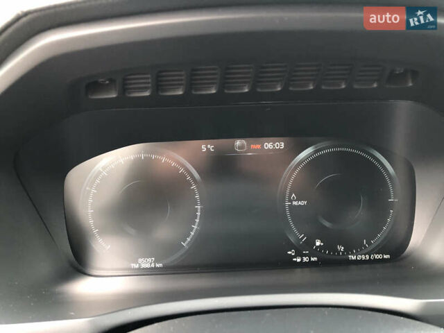 Серый Вольво ХС90, объемом двигателя 1.97 л и пробегом 85 тыс. км за 43000 $, фото 29 на Automoto.ua