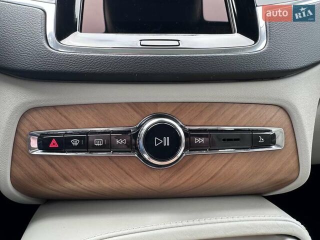 Вольво ХС90 2019 в Львове на Automoto.ua Серый Вольво ХС90, объемом двигателя 2 л и пробегом 146 тыс. км за 48486 $, фото 40 на Automoto.ua