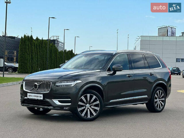 Вольво ХС90 2019 в Киеве на Automoto.ua Серый Вольво ХС90, объемом двигателя 1.97 л и пробегом 55 тыс. км за 50802 $, фото 4 на Automoto.ua