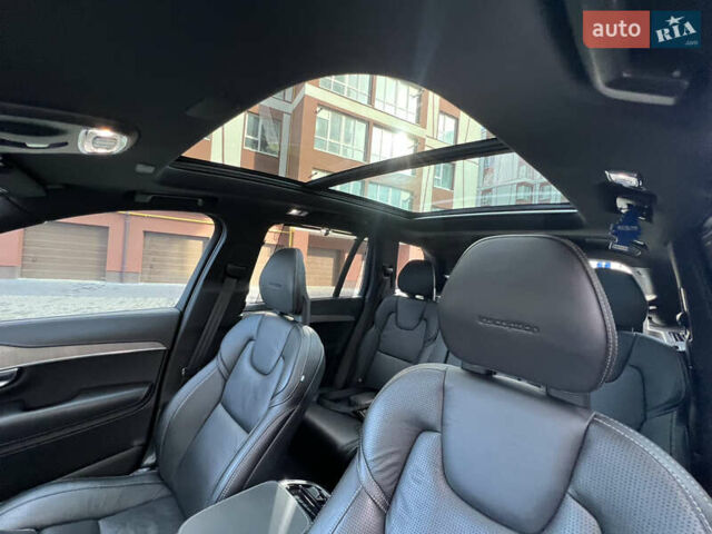 Серый Вольво ХС90, объемом двигателя 2 л и пробегом 143 тыс. км за 40400 $, фото 84 на Automoto.ua