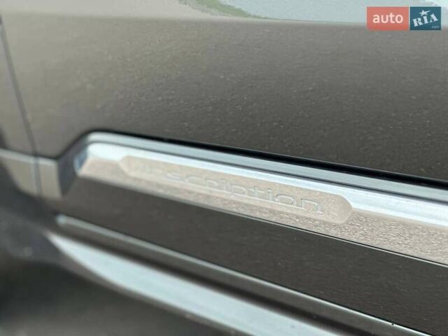 Вольво ХС90 2019 в Киеве на Automoto.ua Серый Вольво ХС90, объемом двигателя 1.97 л и пробегом 55 тыс. км за 50802 $, фото 26 на Automoto.ua