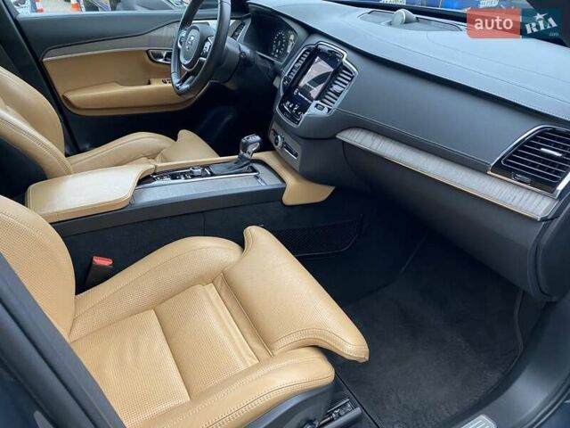 Сірий Вольво ХС90, об'ємом двигуна 1.97 л та пробігом 186 тис. км за 37500 $, фото 20 на Automoto.ua